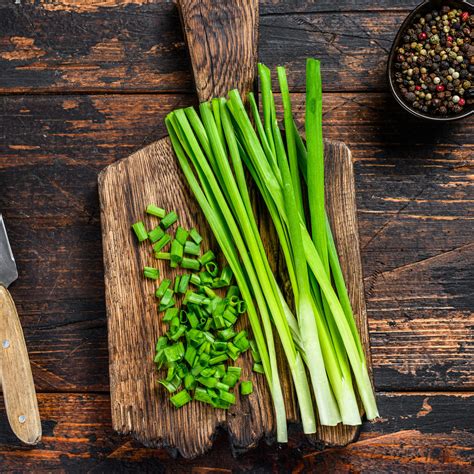 Best Green Onion Substitutes For Cooking Tastylicious