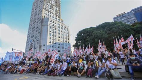 F Tbol Piquetero Organizaciones Sociales Acampar N Y Jugar N Frente A