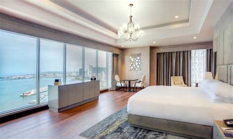 Rooms & Suites | Hilton Panama