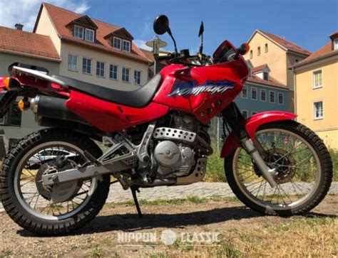 Honda Cb Rs Bis Mit Einem Zylinder Flott Unterwegs