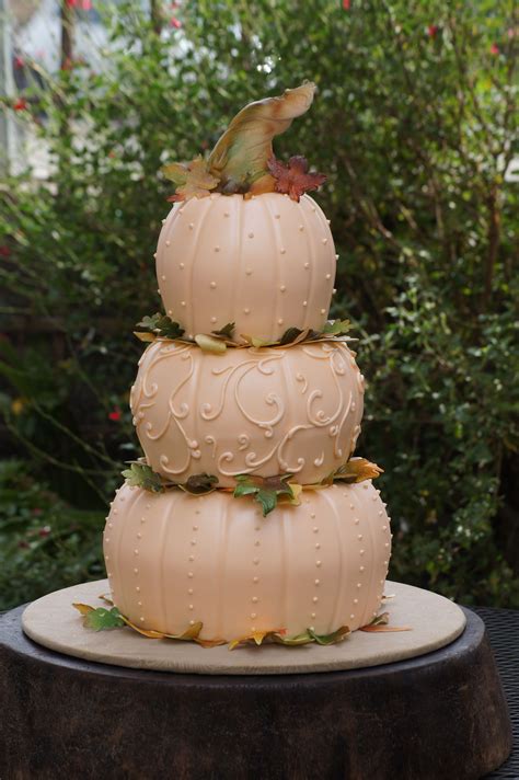 Pumpkin Wedding Cake Jenniemarieweddings