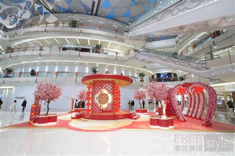 上海ifc商场 龙腾飞跃耀新春freestyle潮流网