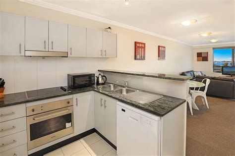 Serviced Apartments Southport Gold Coast - Aqualine