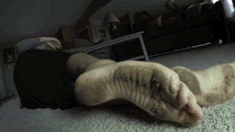 HFW Dirty Feet And Hot Tea