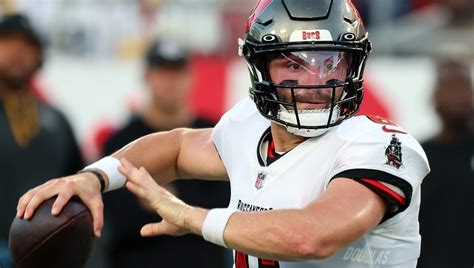 Baker Mayfield named Tampa Bay Buccaneers' starting quarterback