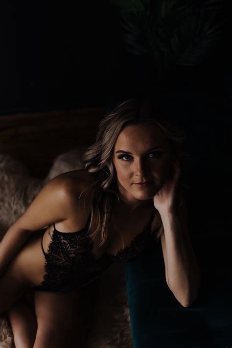 Bridal Boudoir In Michigan | Ms. K