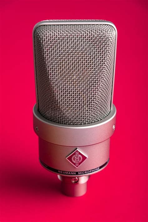 Microfono Da Studio A Condensatore A Diaframma Grande Neumann Tlm 103