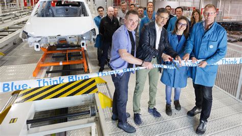 Volkswagen Navarra estrena un almacén secuenciador de carrocerías tras