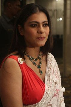 Kajol Hot Ideas Beautiful Bollywood Actress Beautiful Indian Actress Most Beautiful
