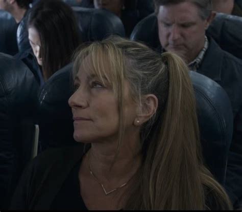 Did A Screen Shot From Sully Thought She Looks Like Jen Aniston Jen