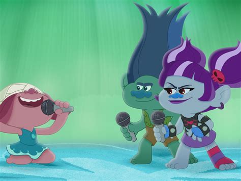 Shoppers express concern over the hickory point mall closure rumors 8