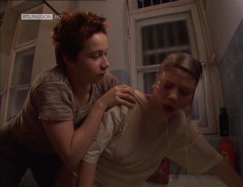 Nude Video Celebs Annette Frier Nude Hinter Gittern Der Frauenknast S E