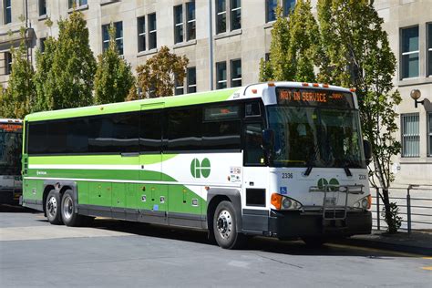 File:GO Bus 2336 in new green.JPG - Wikimedia Commons