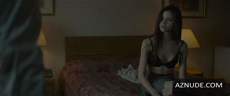 INDIA EISLEY Nude AZNude