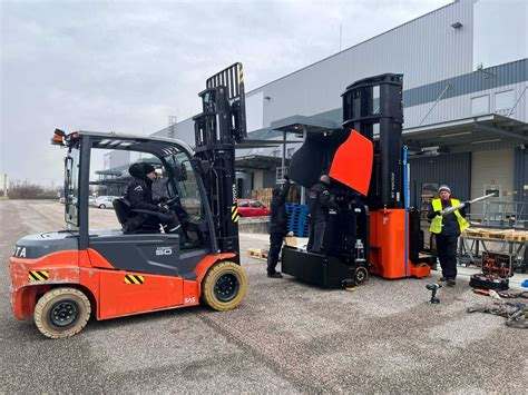 Új targonca - ADR Logistics