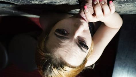 Savanas Glory Hole VR Porn Video VRPorn