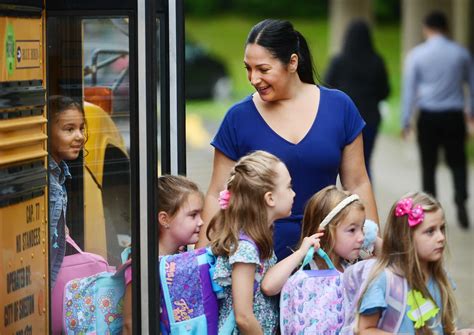 In Photos: Shelton students return to classroom