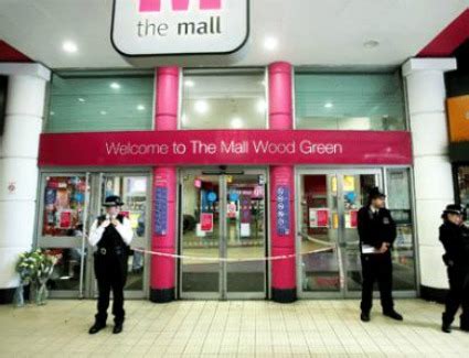 Wood Green Shopping Centre, hotels near Wood Green Shopping Centre, London