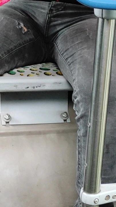 Free Gay Bulge Porn Videos Xhamster