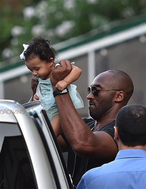 Former NBA superstar Kobe Bryant on vacation with daughter Bianka in ...