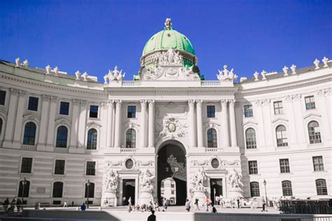 Habsburg 이미지 – 찾아보기 11,331 스톡 사진, 벡터 및 비디오 | Adobe Stock