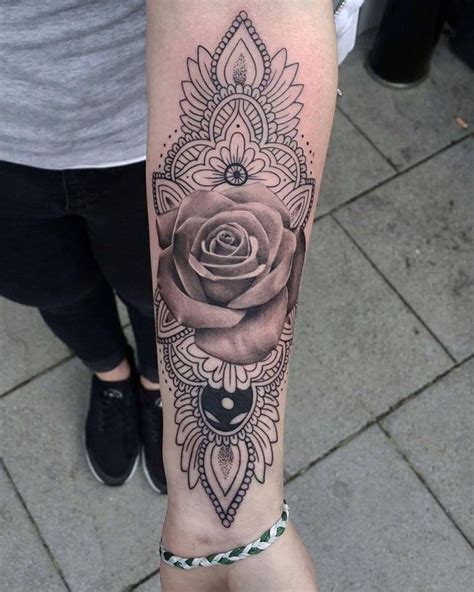 Mandala Tattoo Mit Rose Тату