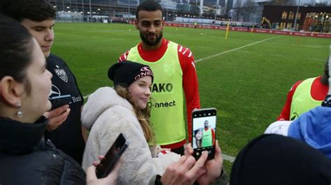 Vfb Stuttgart So Lief Der Jahresauftakt Bei Den Wei Roten Vfb Stuttgart