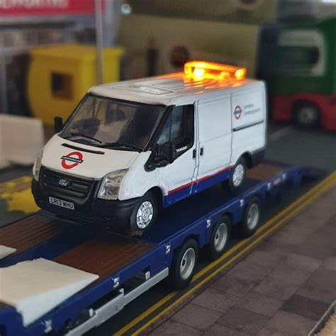 76FT031 - Ford Transit SWB Low Roof London Underground with Leigh