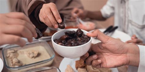 khasiat makan kurma setiap hari deherbacom