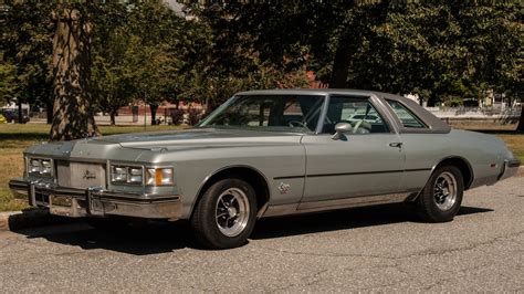 1975 Buick Riviera GS | T247 | Harrisburg 2018