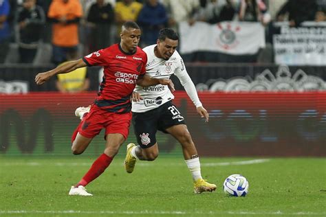 Corinthians Faz Nova Oferta Por Erick Mas Athletico Faz Jogo Duro