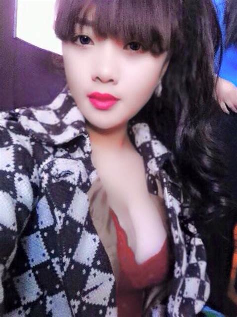 Naked Cao Giang In The Viet Nam Personal Show