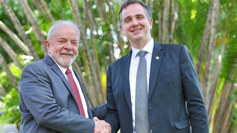 Lula se reúne Pacheco para discutir presidência do Senado