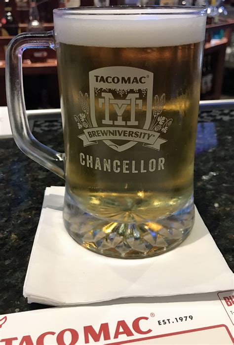 Moosehead Lager Beer Review