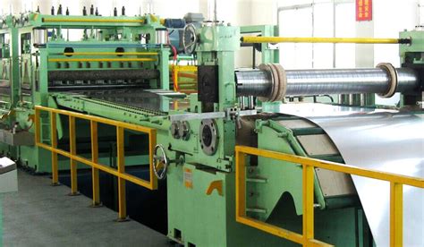 The Cutting Process Of The Slitting Machine Slitting Line Cut To