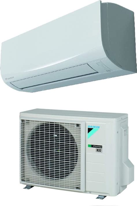 Kit Climatiseur Daikin Sensira Bluevolution réversible mural FTXF25A