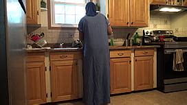 Turkish Muslim Maid Lets Boss Creampie Her Hairy Pussy To Get A Job In His Hotel Xnxx