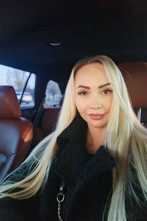 Gorgeous Svetlana Y O From Dnepr With Blonde Hair Id Ladadate