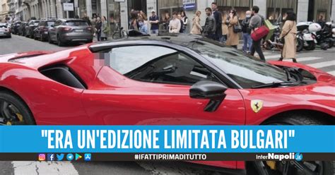 Scippo Da Mila Euro A Bordo Della Sua Ferrari Ladri Via Con L