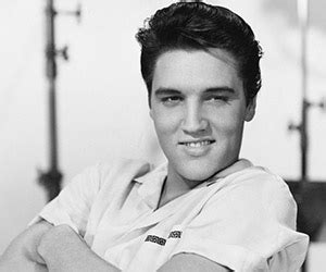 Top 10 Male Pop Singers: Icons and Rising Stars in Music