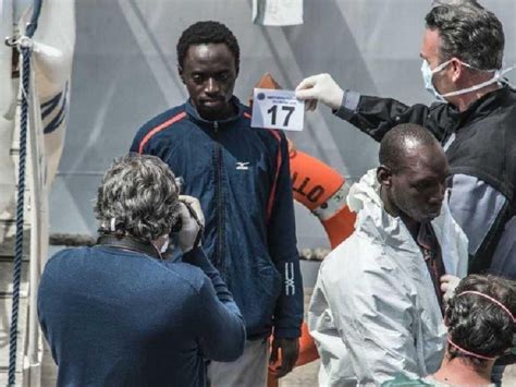 Migranti Boeri Inps Chiudere Le Frontiere Costerebbe Miliardi