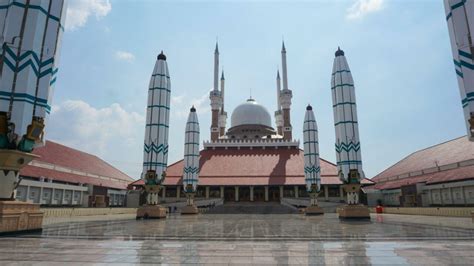 Rekomendasi Tempat Wisata Religi Islam Di Semarang