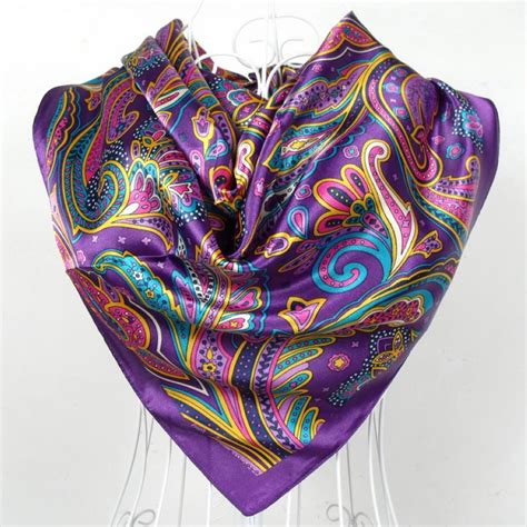 2017 Spring And Autumn Female Satin Scarf Big Square Scarves Printed