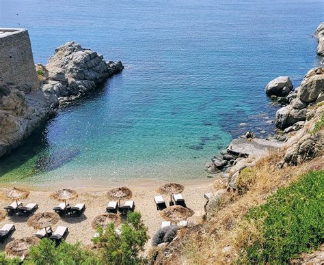 The best luxury hotels in Greece with a private beach - The Hotel Trotter