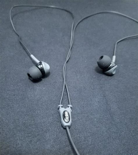 Sennheiser CX200 Earbuds Review