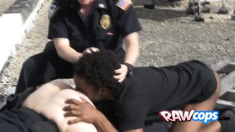 A Bouncy Big Ass And A Huge Black Shlong Are Fucking Hard In Public