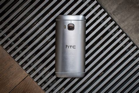 HTC One M9 review: A gorgeous Android phone with a touch of déjà vu - CNET