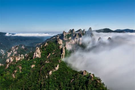 seorak mountain stock  pictures royalty  images istock