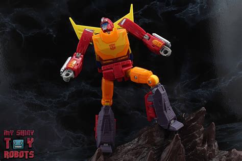 My Shiny Toy Robots Toybox REVIEW Transformers Studio Series Hot Rod