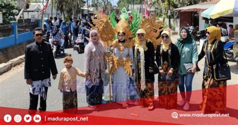 Desa Cenlecen Tampil Gemilang Di Acara Karnaval HUT RI Ke 78 Kecamatan